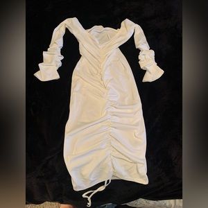White dress, good condition, never worn size L